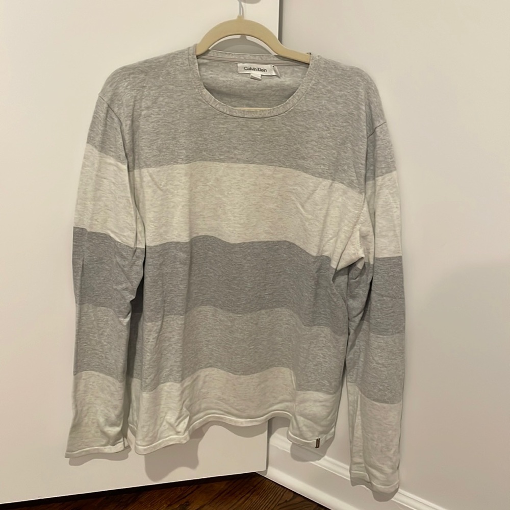 Calvin Klein Sweater